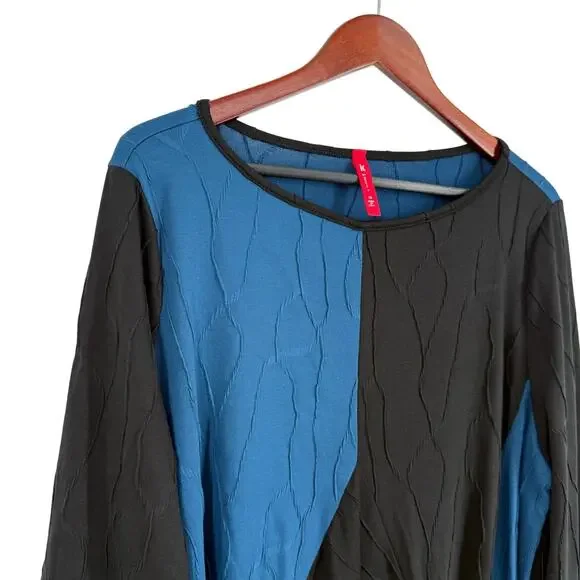 IC By Connie K Plus Size 1X Stretchy Wearable Art Blouse Shirt Top Abstract Blouses